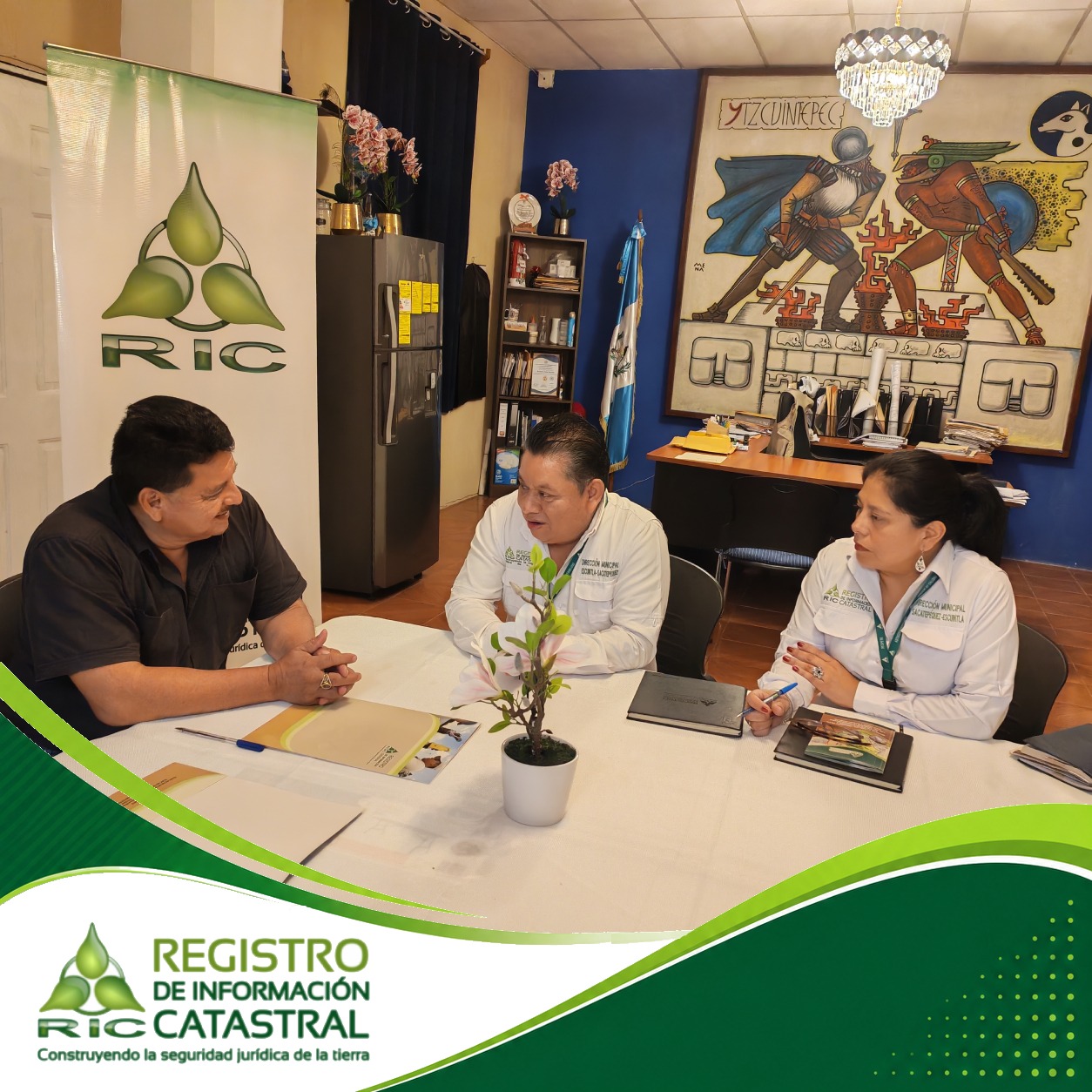 Suscripción del Convenio Marco de Cooperación Interinstitucional entre el Registro de Información Catastral de Guatemala (RIC) y la Municipalidad de La Democracia, Departamento de Escuintla.